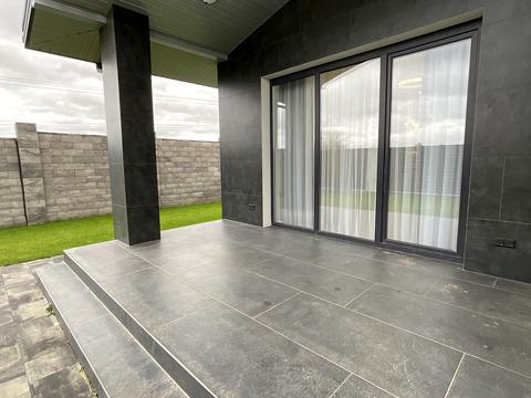 будинок за адресою Грушева вул.