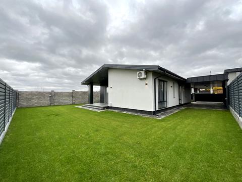 будинок за адресою Грушева вул.