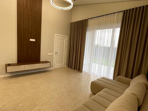 будинок за адресою Грушева вул.