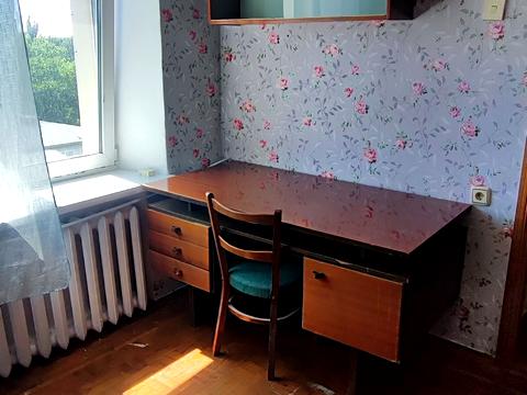 кімната за адресою Геранієва вул., 2