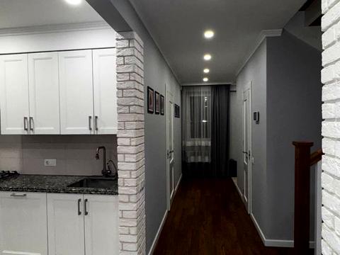 квартира за адресою Князя Святослава пл., 5