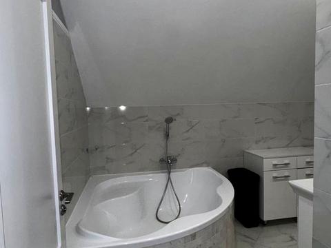 квартира за адресою Князя Святослава пл., 5