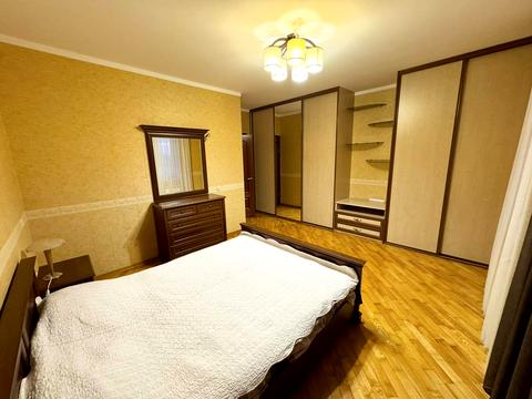 квартира за адресою Миколи Амосова вул., 4