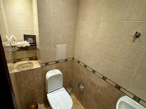 квартира за адресою Миколи Амосова вул., 4