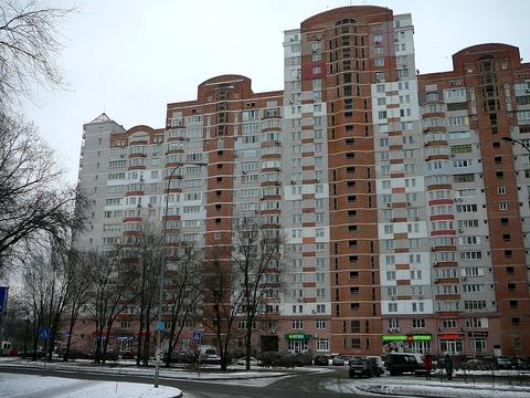 квартира за адресою Миколи Амосова вул., 4