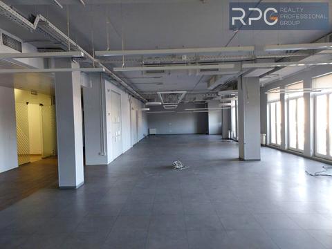 комерційна за адресою Спаська вул., 5