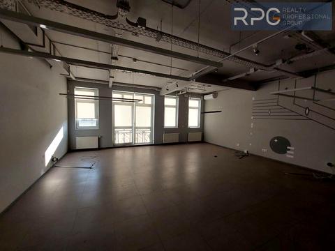 комерційна за адресою Спаська вул., 5