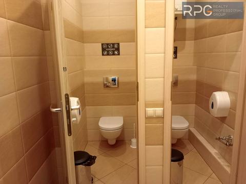 комерційна за адресою Спаська вул., 5