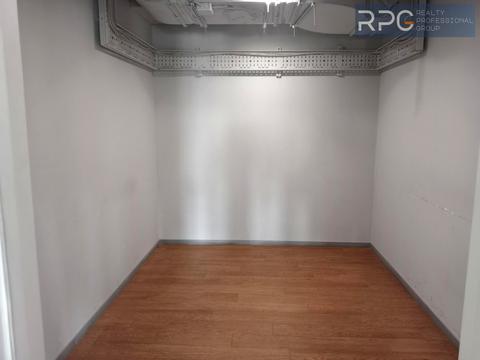 комерційна за адресою Спаська вул., 5