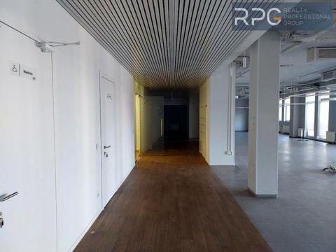 комерційна за адресою Спаська вул., 5