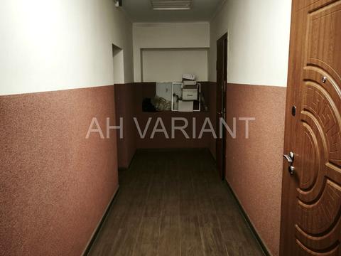 комерційна за адресою Вознесенська, 2б