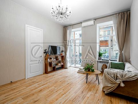 квартира по адресу Антоновича ул., 24