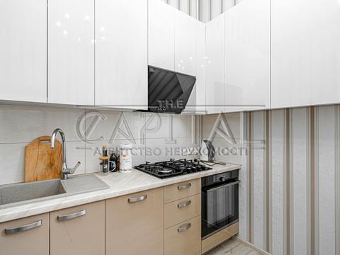 квартира по адресу Антоновича ул., 24