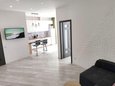 квартира за адресою Валерія Самофалова вул. (Каманіна), 2