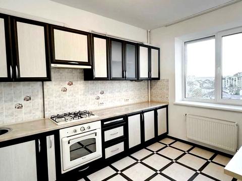 квартира за адресою Чорновола вул., 11