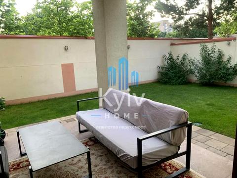 будинок за адресою Товарна вул.