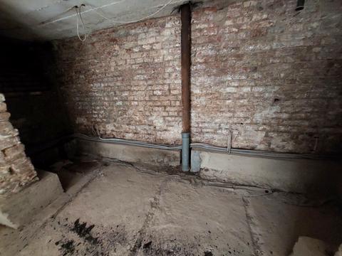 коммерческая по адресу Підвалля ул., 5