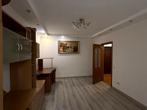 квартира за адресою Василя Симоненка вул., 1