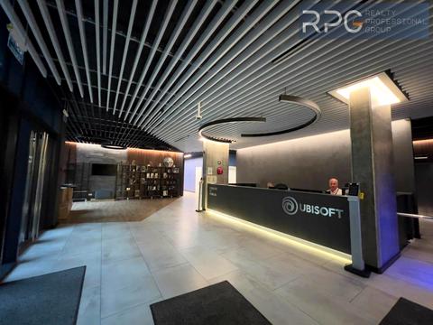 комерційна за адресою Зоологічна вул., 5/1