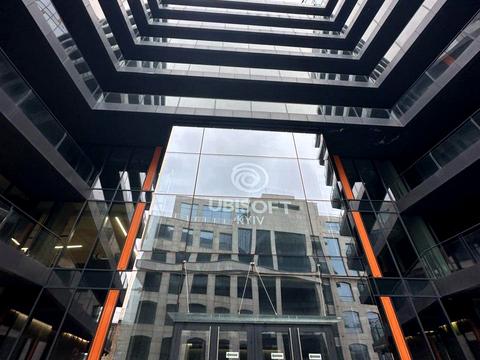 комерційна за адресою Зоологічна вул., 5/1