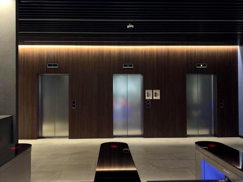 комерційна за адресою Зоологічна вул., 5/1