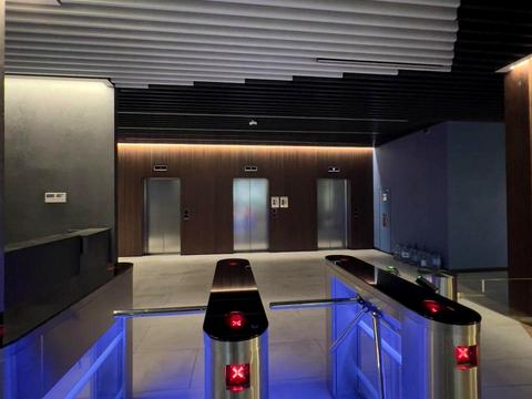 комерційна за адресою Зоологічна вул., 5/1