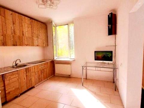 квартира за адресою Регенераторна вул., 4 к6