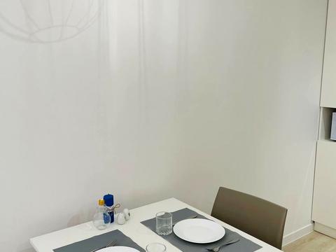 квартира за адресою Салютна вул., 2