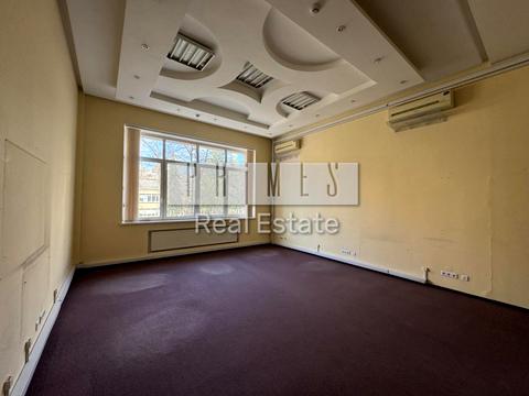 комерційна за адресою Олександра Кониського вул., 28-30А