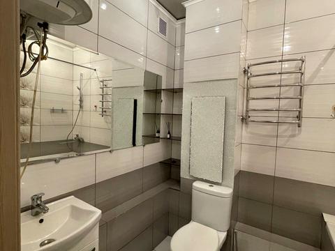 квартира за адресою Авіаконструктора Ігоря Сікорського вул. (Танкова), 1-А