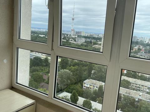 квартира за адресою Авіаконструктора Ігоря Сікорського вул. (Танкова), 1-А