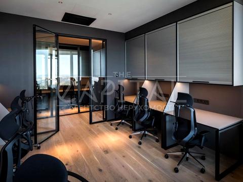 комерційна за адресою Кловський узвіз (Кловський), 7a