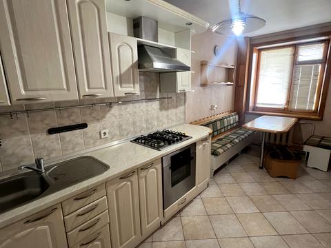 квартира за адресою Грушевського вул., 15-Б