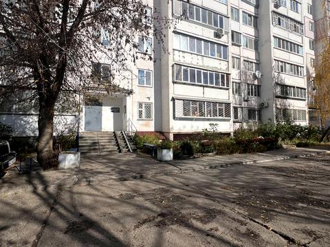 квартира за адресою Грушевського вул., 15-Б