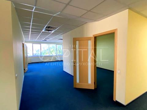 комерційна за адресою Сирецька вул., 5