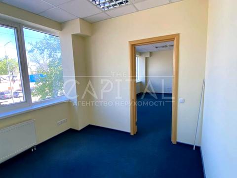 комерційна за адресою Сирецька вул., 5