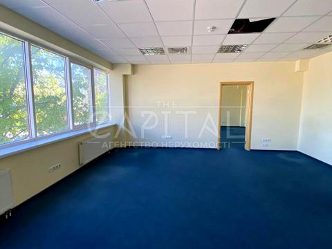 комерційна за адресою Сирецька вул., 5