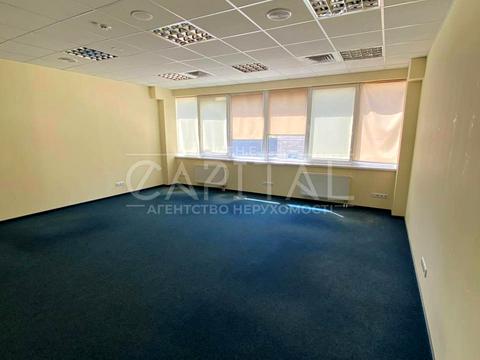 комерційна за адресою Сирецька вул., 5