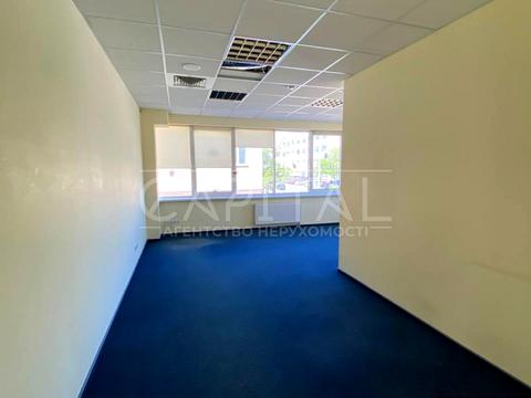 комерційна за адресою Сирецька вул., 5