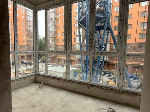 квартира за адресою Довженка вул., 4