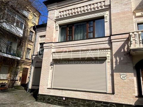 коммерческая по адресу Евгения Чикаленко ул. (Пушкінська), 32в