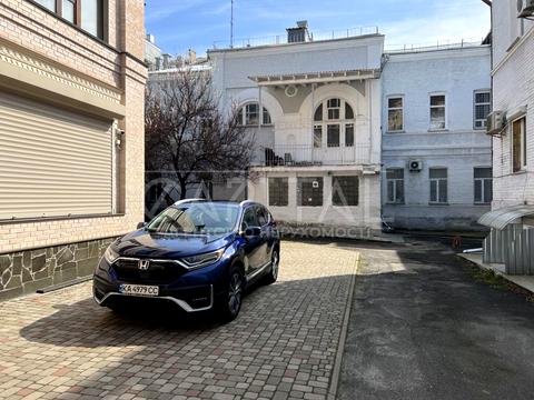 коммерческая по адресу Евгения Чикаленко ул. (Пушкінська), 32в