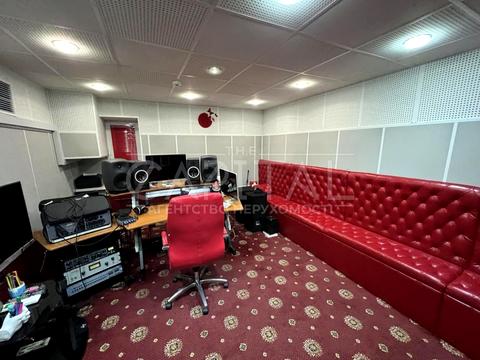 коммерческая по адресу Евгения Чикаленко ул. (Пушкінська), 32в