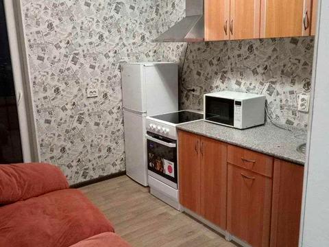 квартира за адресою Богатирська вул., 6-А