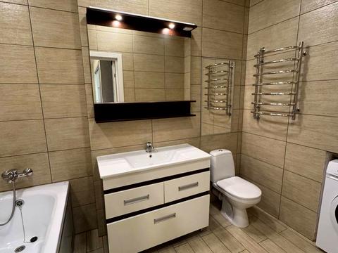 квартира по адресу Независимой Украины ул. (40 лет Советской Украины), 78