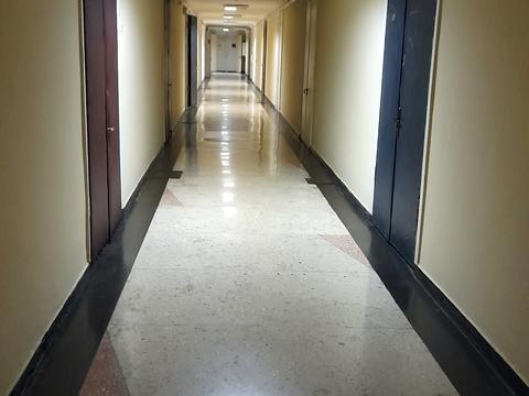 комерційна за адресою Солом'янська вул., 5