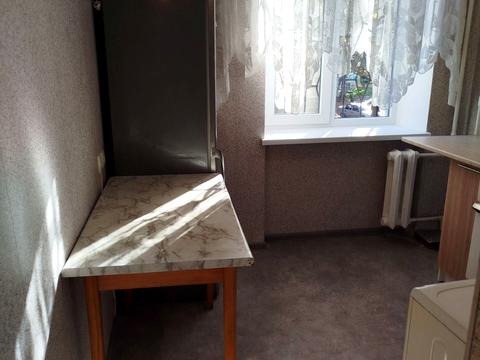 квартира за адресою Космонавтів вул., 8