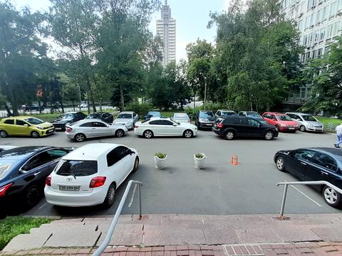 комерційна за адресою Солом'янська вул., 5