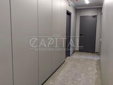 комерційна за адресою Науки просп., 1