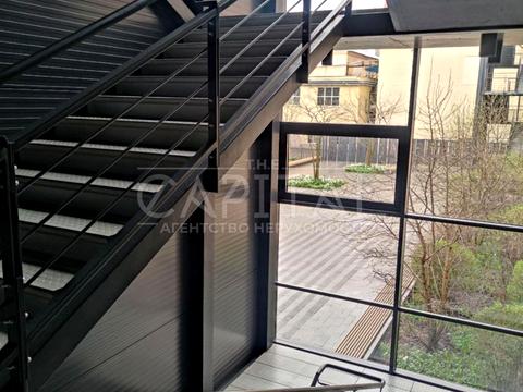 комерційна за адресою Науки просп., 1